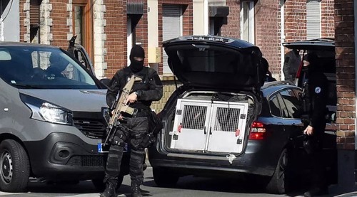 Во Франции задержали пять женщин по подозрению в подготовке теракта