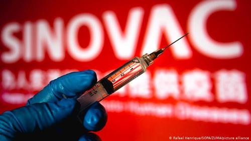 Китай официально заявил о "недостаточной эффективности" их вакцин