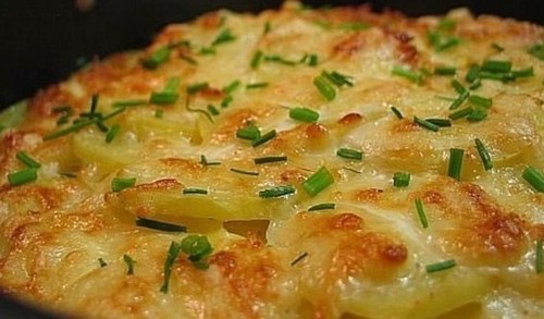 Мамины секреты "Картофель с сыром запеченный в духовке"