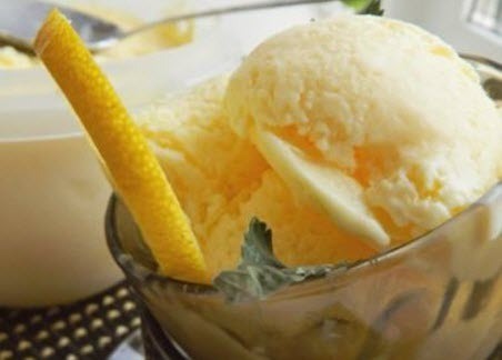 Бабусині страви: "Освіжаюче лимонне морозиво"