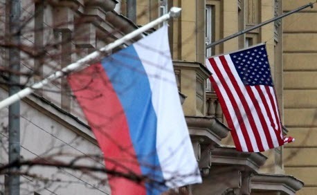 Посольство США в России прекращает выдачу всех виз, кроме дипломатических