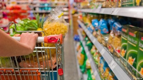 Ціни на деякі продукти харчування в Україні наближаються до європейських