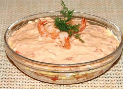 Бабусині страви: "Салат Фламінго з креветками"