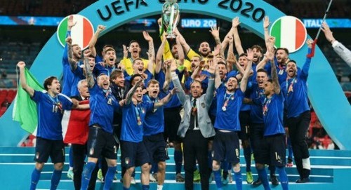 Сборная Италии выиграла чемпионат Европы по футболу