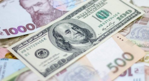 В Україні не мають проблем з грошима лише 3% українців
