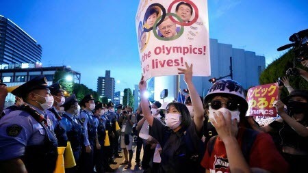 Handelsblatt: Эпидемиолог требует остановить проведение Олимпиады