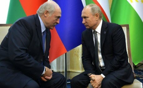Как карты лягут: Беларусь пошла под гармоничное поглощение