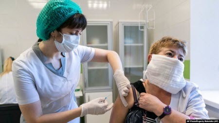 ЮНІСЕФ доставив в Україну близько 3 мільйонів доз американської вакцини Moderna