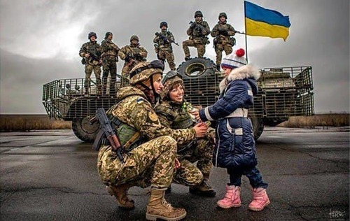 "Слава нашій Армії! Зі святом! Слава Україні!" - Олександр Дедюхін