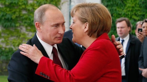 "Меркель уходит, оставив свою партию подавленной, Германию растерянной, а Евросоюз расколотым" - Ирина Аниловская