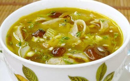 Бабусині страви: "Грибний суп з макаронами"
