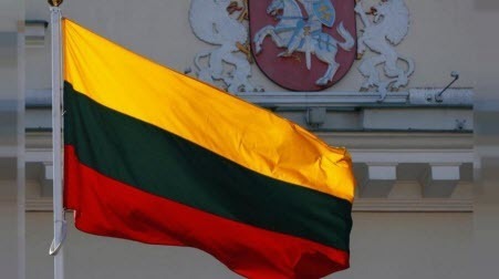 Литва эвакуирует свое посольство в Китае
