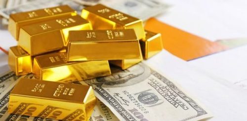 РФ готовится массово скупать валюту и золото