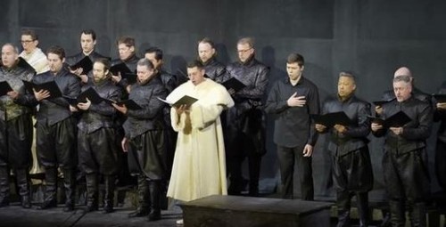 У Метрополітан Опера перед прем'єрою вистави виконують гімн України