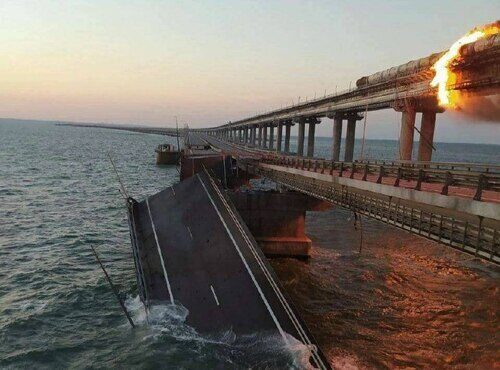 ПРО КРЫМСКИЙ МОСТ: забудьте о "камикадзе", "грузовичке" и прочих глупостях
