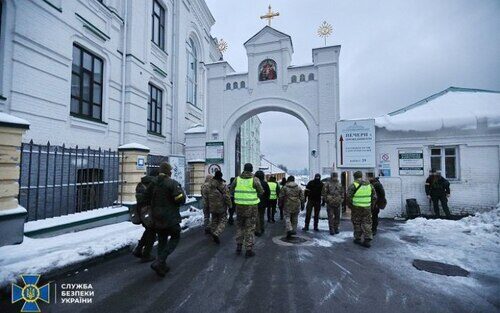 "ВЛАДА ЗВІЛЬНИТЬ ЛАВРУ… МОЖЛИВО" - Дмитро "Калинчук" Вовнянко