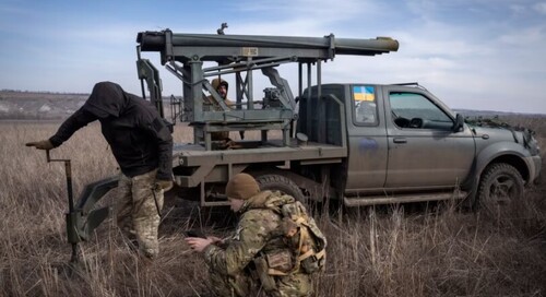 Білий дім відреагував на заклик Макрона не бути "боягузами"