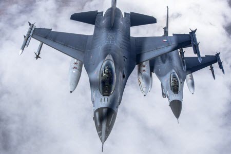 Нідерланди дозволили Україні використати 24 своїх F-16 для завдання ударів по території рф