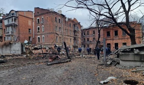 "Вже традиційне харківське утро..." - Володимир Запорізький