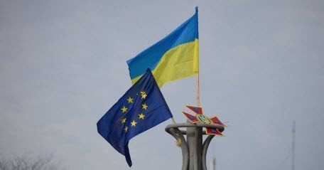 Как долго ЕС сможет поддерживать Украину без помощи США, если Трамп ее прекратит?