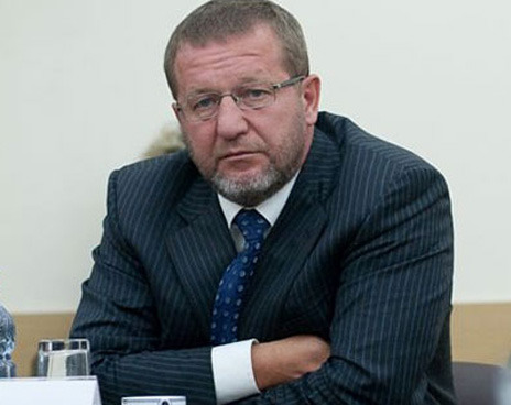 "Прошли три года и шестьдесят пять дней войны" - Альфред Кох