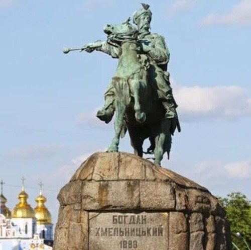"Війна оголила як людські чесноти, так і негативи" - Ярослав Трінчук
