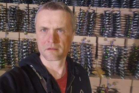 «Воювати вічно» - Ігор Луценко