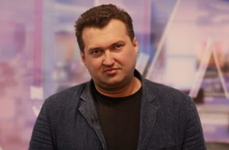 "Шість практично синхронних заяв і повідомлень" - Олексій Голобуцький