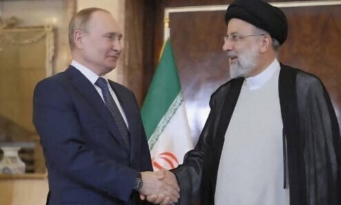 "Вперед, вперед…    Назад в минуле, у феодальний вік" - Едуард Портніков