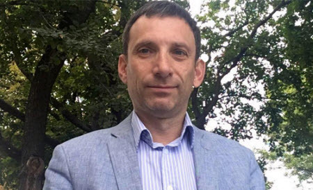 "Чим ближче до міст, які Росія запланувала перетворити на руїни, тим більше російської мови…" - Віталій Портников