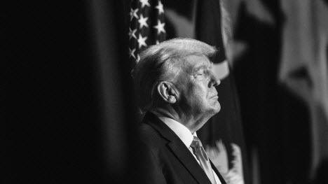 ТРАМП ПОВЕРТАЄТЬСЯ ДО ФОРМУЛИ 10 ТРАВНЯ