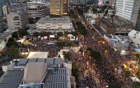 "В Ізраїлі протести проти Нетаньяху. Євреї обзивають одне одного антисемітами" - Джон Сміт