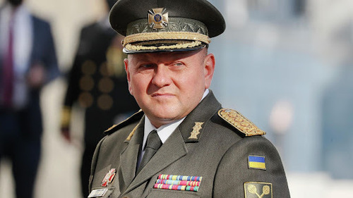 "В СМИ начинает пахнуть выборами, хотя реально до сих пор порохом и кровью" - Кирило Данильченко