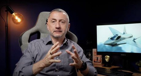 "Когда в банке дерутся два скорпиона, вам кого-то из них жалко?" - Сергей Ауслендер
