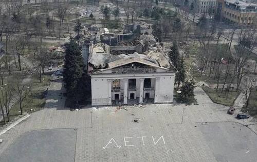 "Трагедія окупованих міст: Маріуполь та Ізюм як дзеркала колоніальної політики Росії" - Владислав Смірнов