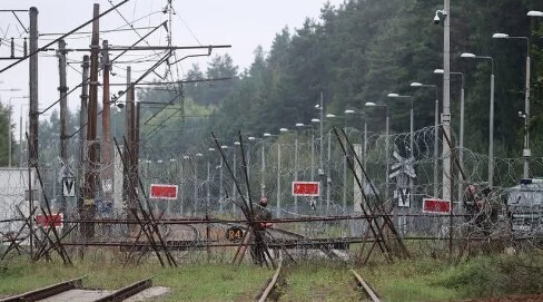 Польша запросила ввод войск союзников: Ситуация на восточном фланге НАТО накаляется