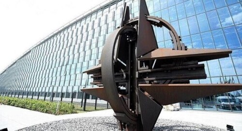 НАТО звинувачує росію в ескалації та обіцяє рішучу відповідь