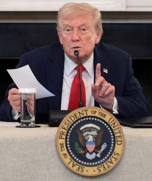 Трамп разворачивает ярость против… Китая