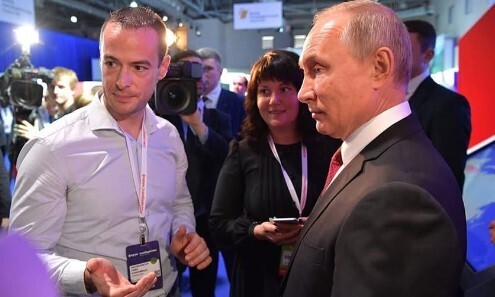 СЛЕДЫ ИЗ ЛУВРА ВЕДУТ В МОСКВУ