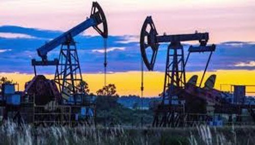 Країни ОПЕК+ готуються збільшити видобуток нафти ще на 137 тисяч барелів на добу — Reuters