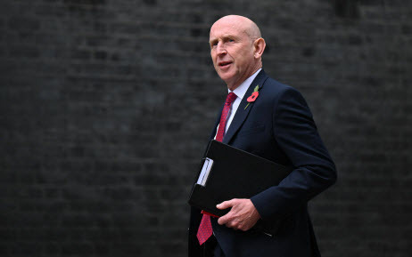 У Британії розслідують порушення санкцій через імпорт російської авіатехніки, – The Observer