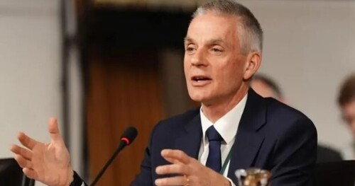 Директор ВВС Тім Дейві звільняється через відредаговану промову Трампа