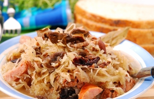 Маміни секрети "Тушкована капуста в мультиварці з м'ясом та грибами"