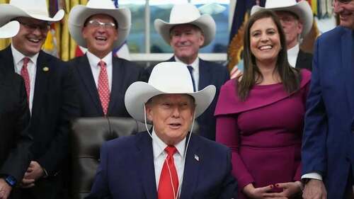 «Альтернатива» роет себе могилу на родине лопатой Трампа