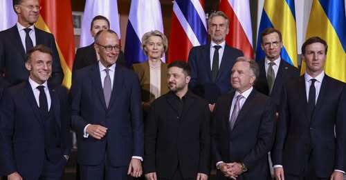 "Театр для Трампа. Навіщо Київ обговорює мирний план" - Павло Казарін