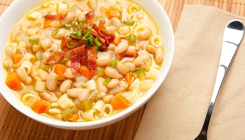 Маміни секрети "Суп із квасолею і копченостями"