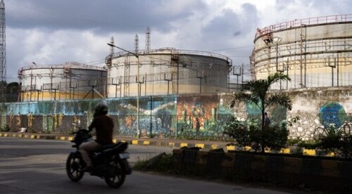 Найбільший приватний нафтопереробник в Індії відмовився від російської нафти