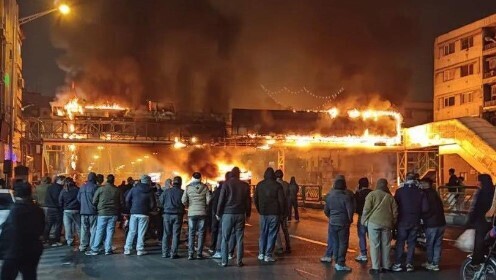 Аятоллам, похоже, снова повезло