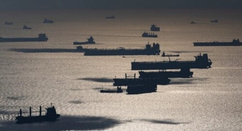 Танкери з російською нафтою “застрягли” в морі через втрату ринку в Індії