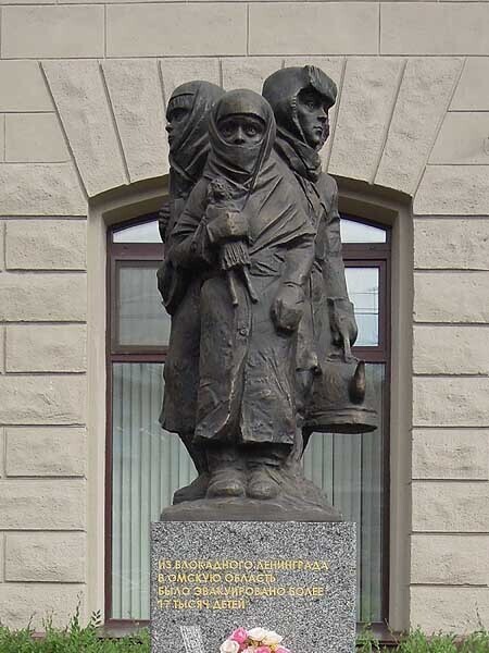 "Бомбежки электростанций являются тяжелейшим военным преступлением" - Дмитрий Чернышов